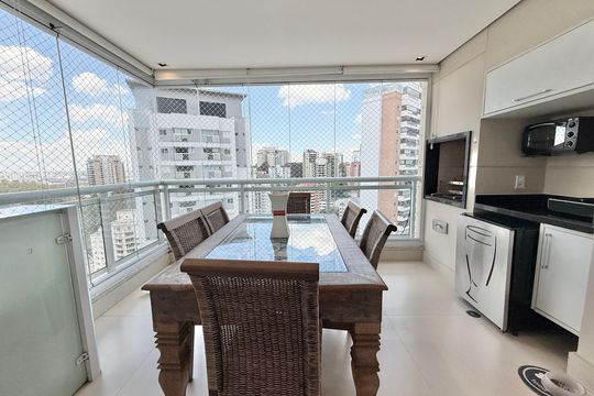 Apartamento à venda com 4 quartos, 200m² em Vila Andrade, São Paulo
