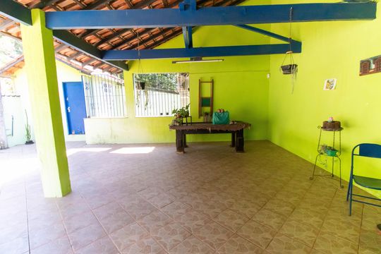Área externa de casa à venda com 4 quartos, 360m² em Maravista, Niterói