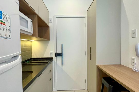 Cozinha de apartamento para alugar com 1 quarto, 60m² em Cerqueira César, São Paulo