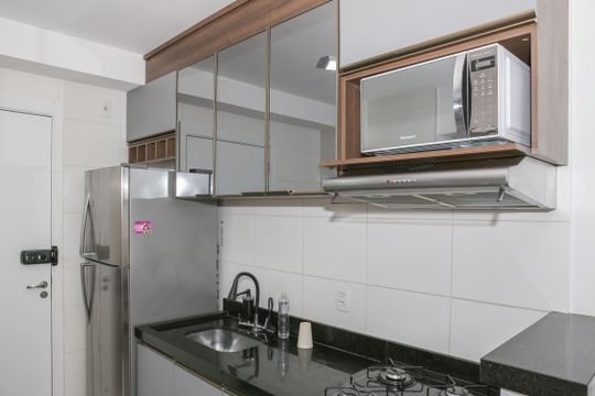 Cozinha e Área de Serviço de apartamento à venda com 2 quartos, 35m² em Barra Funda, São Paulo
