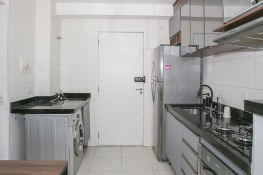 Cozinha e Área de Serviço de apartamento à venda com 2 quartos, 35m² em Barra Funda, São Paulo