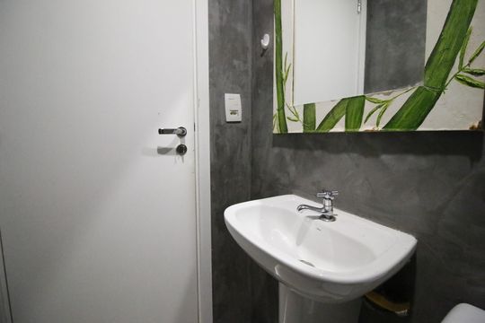 Lavabo de apartamento à venda com 3 quartos, 90m² em Jacarepaguá, Rio de Janeiro