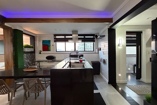 Cozinha de apartamento para alugar com 3 quartos, 148m² em José Menino, Santos