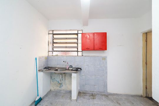 Sala - Cozinha de casa para alugar com 1 quarto, 25m² em Vila Jacuí, São Paulo