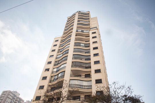 Fachada de apartamento à venda com 4 quartos, 116m² em Saúde, São Paulo