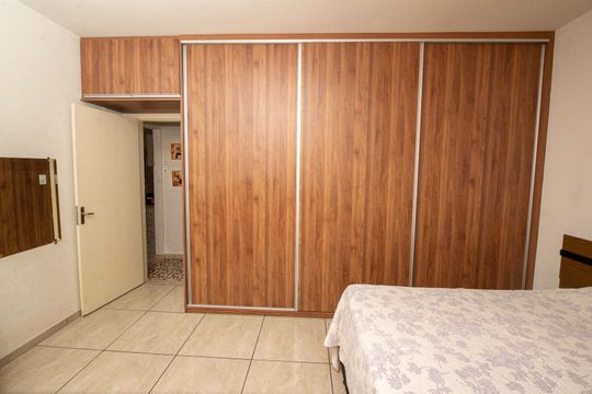 Quarto 1 de casa à venda com 3 quartos, 243m² em Santa Helena (barreiro), Belo Horizonte