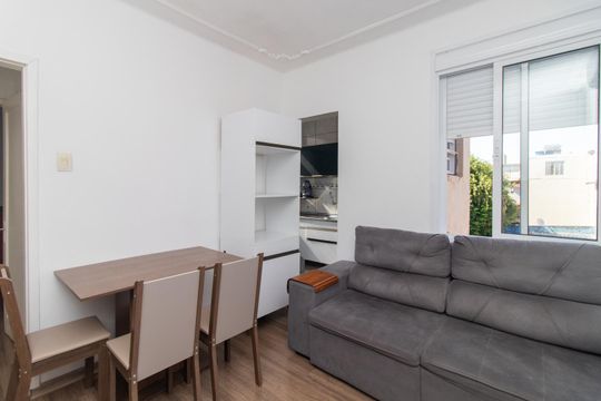 Sala de apartamento à venda com 1 quarto, 30m² em Santo Antônio, Porto Alegre