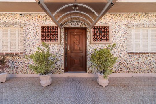 Entrada de apartamento à venda com 1 quarto, 30m² em Santo Antônio, Porto Alegre
