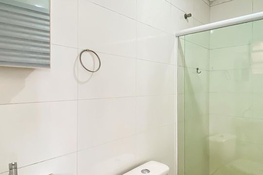 Banheiro  de apartamento para alugar com 1 quarto, 35m² em Vila Silvia, São Paulo