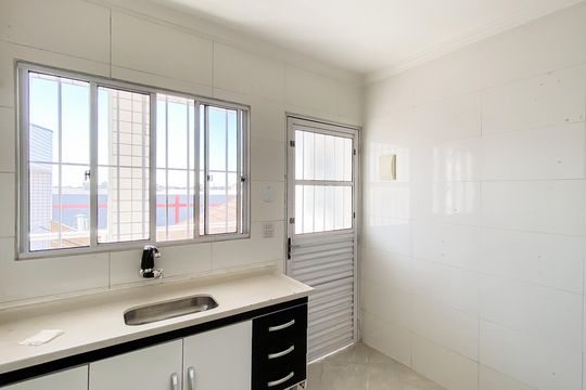 Sala/cozinha de apartamento para alugar com 1 quarto, 35m² em Vila Silvia, São Paulo
