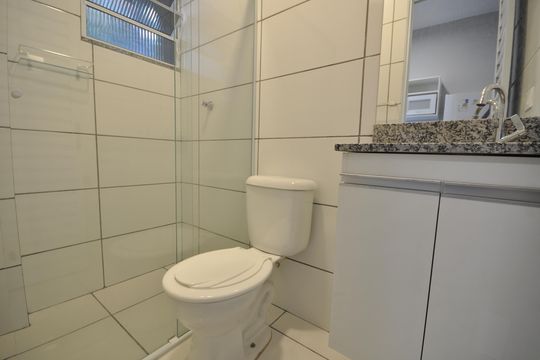 Banheiro Social de kitnet/studio para alugar com 1 quarto, 25m² em Vila Medeiros, São Paulo