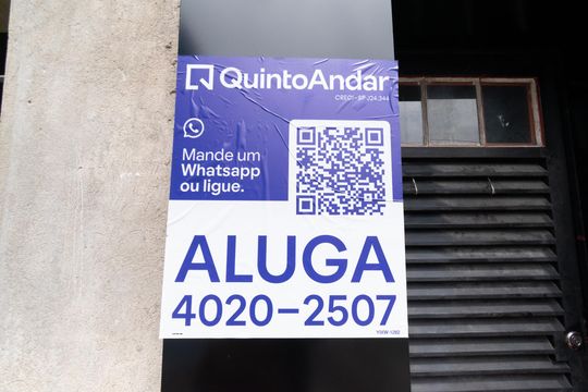 Placa de kitnet/studio para alugar com 1 quarto, 32m² em Jardim Lourdes, São Paulo