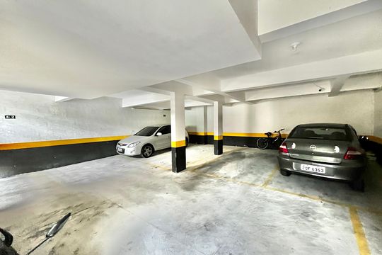 Garagem de apartamento à venda com 2 quartos, 72m² em Parada Inglesa, São Paulo