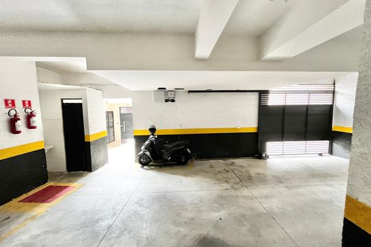 Garagem de apartamento à venda com 2 quartos, 72m² em Parada Inglesa, São Paulo