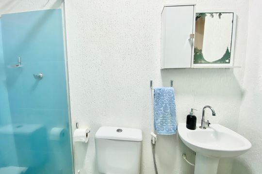 Banheiro 1 de casa de condomínio à venda com 3 quartos, 216m² em Botafogo, Rio de Janeiro
