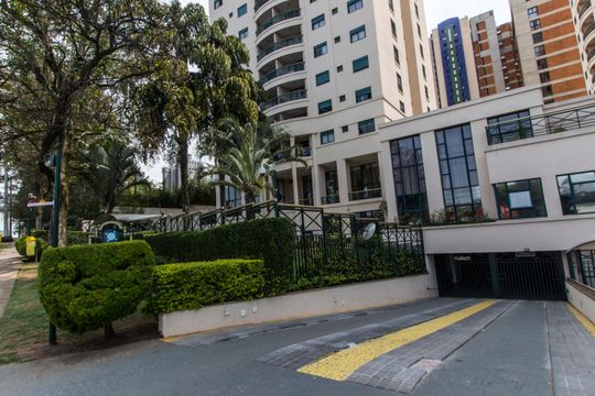 Fachada de apartamento para alugar com 3 quartos, 96m² em Alphaville Industrial, Barueri