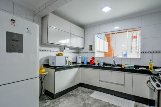 Cozinha de casa à venda com 3 quartos, 250m² em Parque das Nações, Santo André