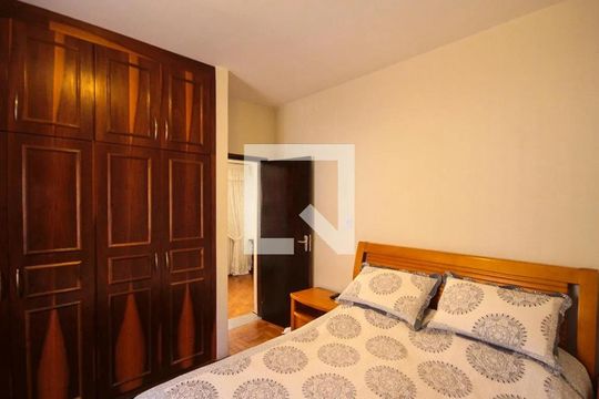 Quarto de casa à venda com 2 quartos, 480m² em Vila Zelina, São Paulo