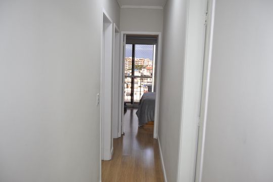 Corredor de apartamento para alugar com 3 quartos, 79m² em Méier, Rio de Janeiro
