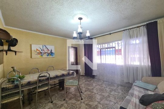 Casa para alugar com 2 quartos, 115m² em Vila Primavera, São Paulo