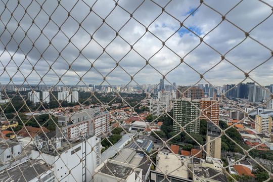 Vista da Sacada de kitnet/studio à venda com 1 quarto, 27m² em Santo Amaro, São Paulo