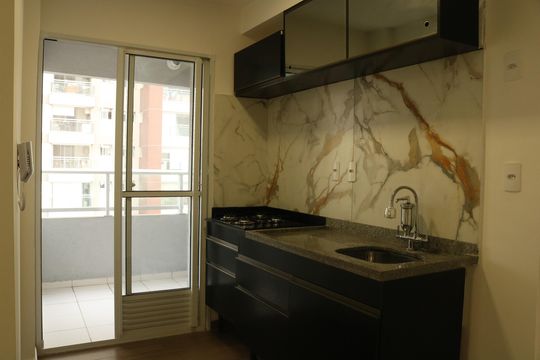Cozinha de apartamento para alugar com 2 quartos, 32m² em Água Branca, São Paulo