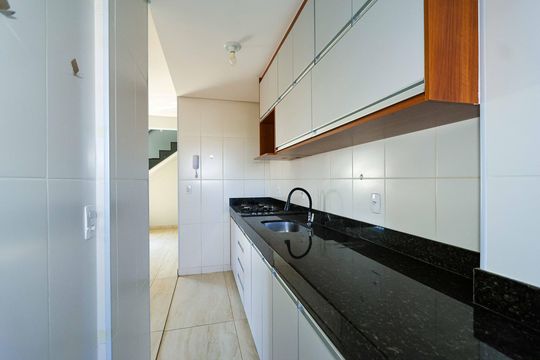 Cozinha de apartamento para alugar com 3 quartos, 140m² em Alto Caiçaras, Belo Horizonte