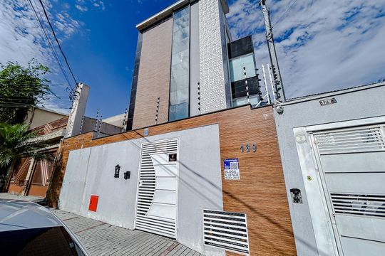 Fachada com Plaquinha de kitnet/studio à venda com 0 quarto, 18m² em Vila Matilde, São Paulo