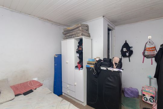 Sala/Quarto de casa à venda com 1 quarto, 150m² em Parque Paineiras, São Paulo