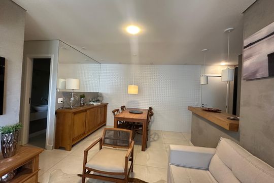 Sala de apartamento para alugar com 2 quartos, 85m² em Empresarial 18 do Forte, Barueri