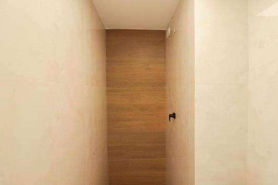 Banheiro social de apartamento à venda com 2 quartos, 43m² em Imirim, São Paulo