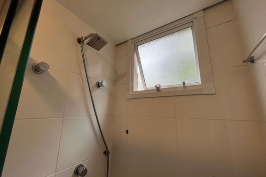 Banheiro de apartamento para alugar com 2 quartos, 43m² em Jardim Iris, São Paulo