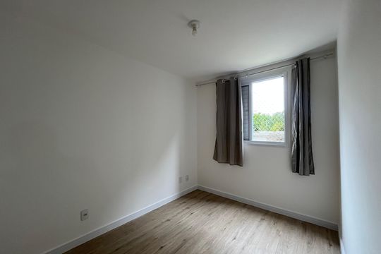 Quarto 2 de apartamento para alugar com 2 quartos, 43m² em Jardim Iris, São Paulo