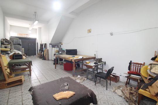 Garagem de casa à venda com 3 quartos, 300m² em Imirim, São Paulo