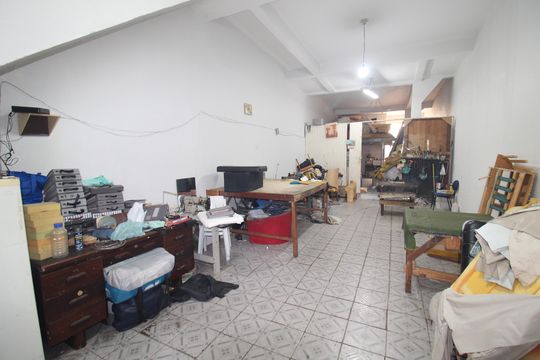 Garagem de casa à venda com 3 quartos, 300m² em Imirim, São Paulo