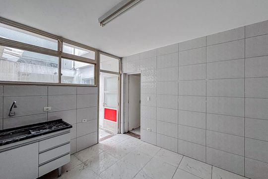 Cozinha de casa para alugar com 2 quartos, 100m² em Chácara Santo Antônio (zona Leste), São Paulo