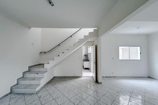 Casa para alugar com 2 quartos, 100m² em Chácara Santo Antônio (zona Leste), São Paulo