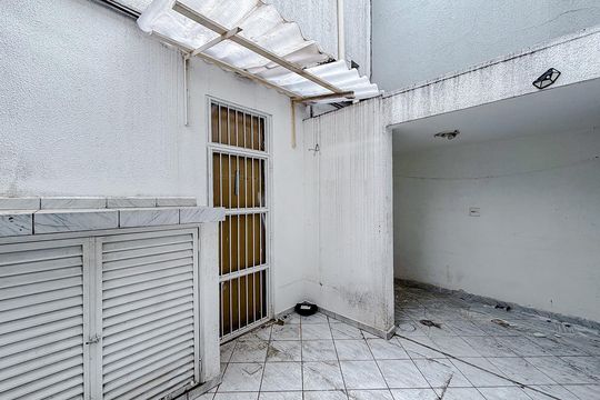 Área externa de casa para alugar com 2 quartos, 100m² em Chácara Santo Antônio (zona Leste), São Paulo
