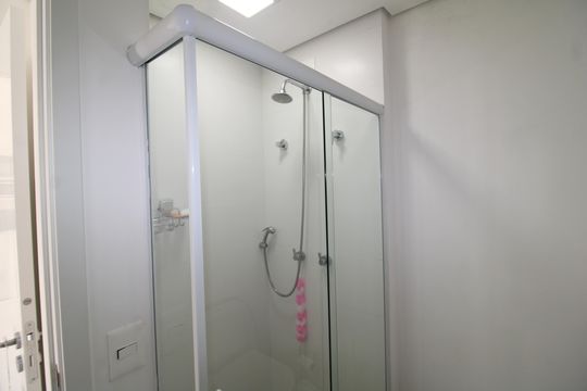 Banheiro de apartamento para alugar com 1 quarto, 45m² em Santana, São Paulo