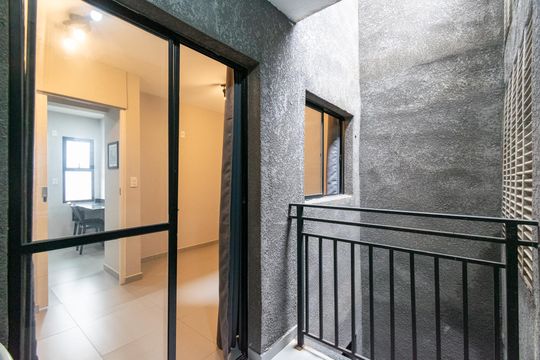 Sacada de kitnet/studio para alugar com 1 quarto, 25m² em Jardim Oriental, São Paulo