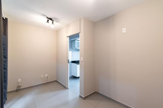 Studio de kitnet/studio para alugar com 1 quarto, 25m² em Jardim Oriental, São Paulo