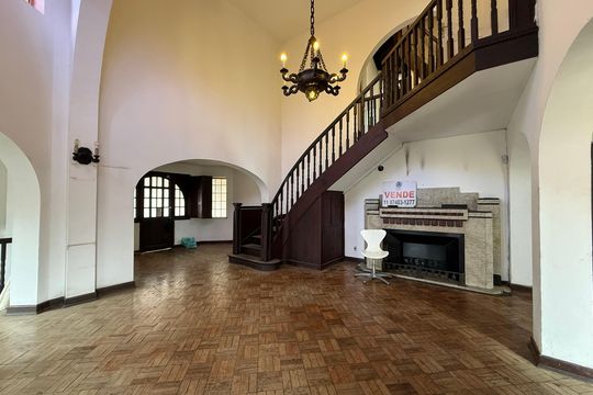 Casa à venda com 4 quartos, 240m² em Higienópolis, São Paulo