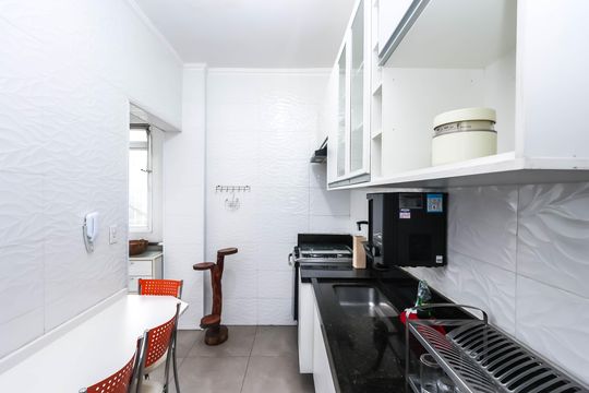 Cozinha de apartamento à venda com 2 quartos, 69m² em Ipiranga, São Paulo
