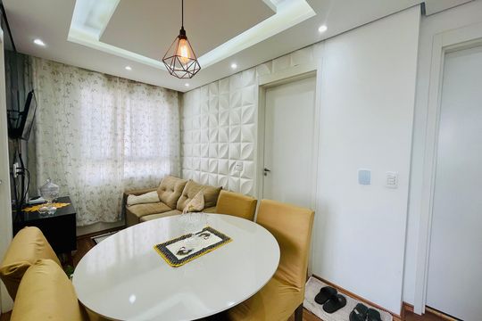 Sala de apartamento à venda com 2 quartos, 36m² em Vila das Bandeiras, Guarulhos