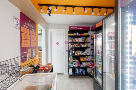 Mini Mercado de apartamento para alugar com 2 quartos, 34m² em Santo Amaro, São Paulo