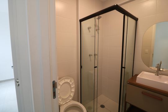 Banheiro social de apartamento à venda com 2 quartos, 67m² em Vila Prudente, São Paulo