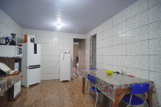 Cozinha de casa à venda com 2 quartos, 80m² em Vicentina, São Leopoldo