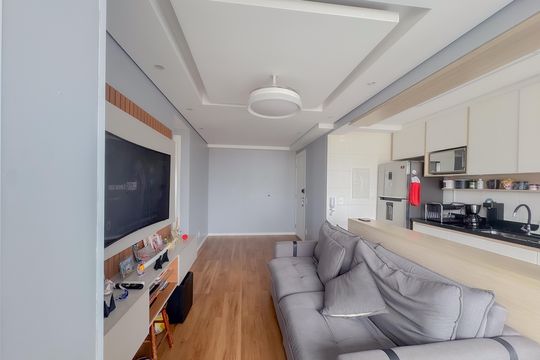 Sala de apartamento à venda com 2 quartos, 52m² em Vila Firmiano Pinto, São Paulo