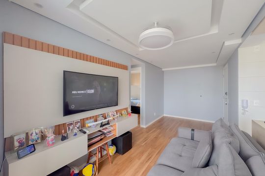 Apartamento à venda com 2 quartos, 52m² em Vila Firmiano Pinto, São Paulo