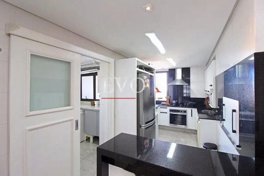 Apartamento à venda com 4 quartos, 238m² em Auxiliadora, Porto Alegre